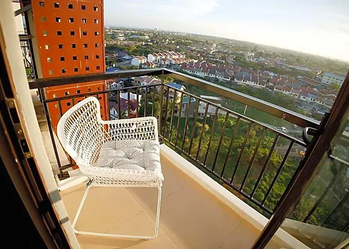 Hotel Newly Sophisticated Furnished In Mactan,cebu 4*